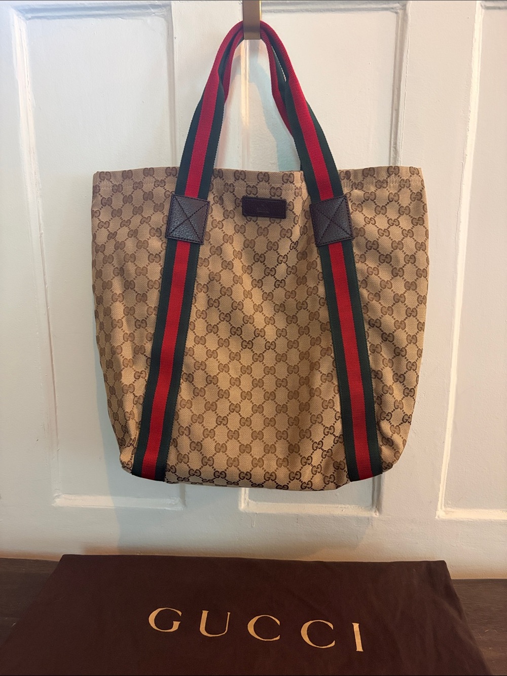Gucci Beige Monogram Tote with Red and Green Webbing - Picture 2 of 16